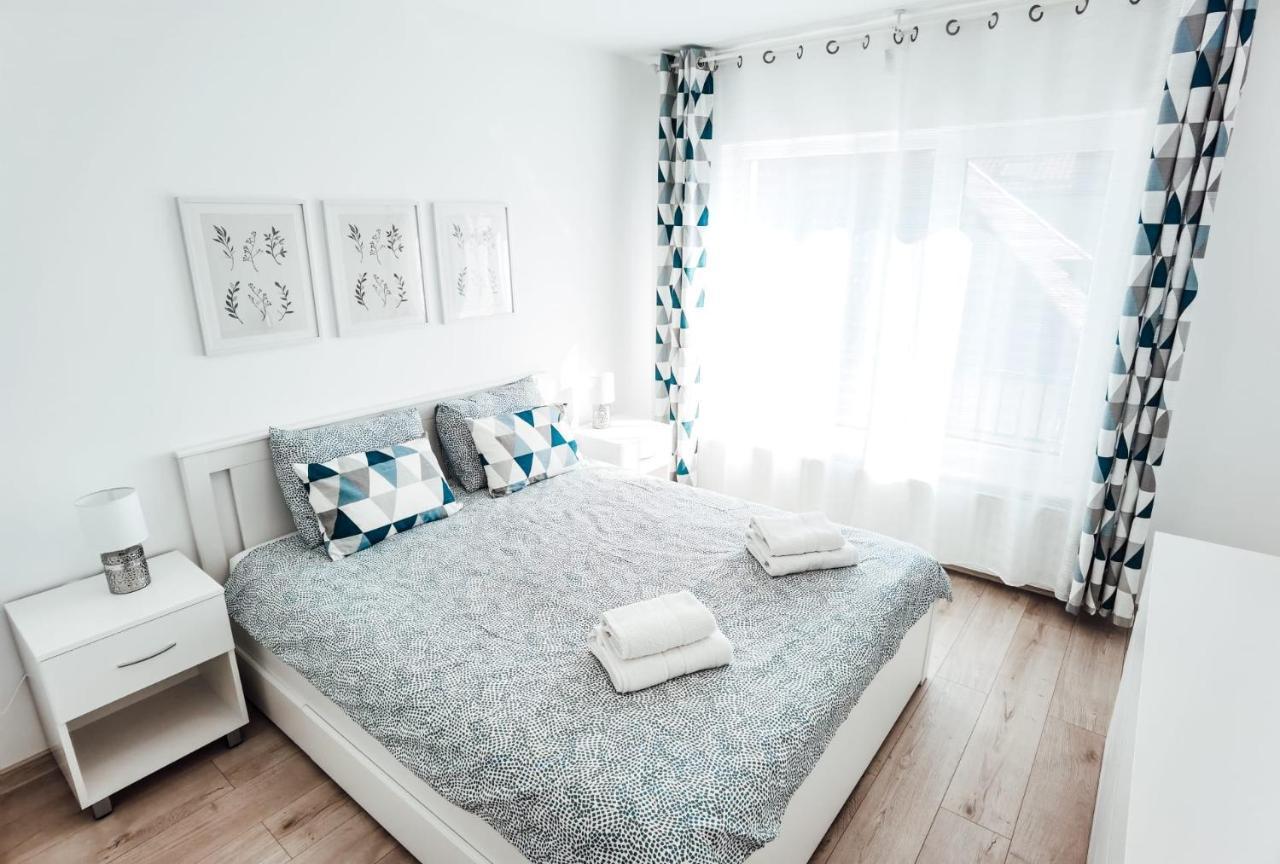 Silver Eden Apartments คลูจ-นาโปกา ภายนอก รูปภาพ
