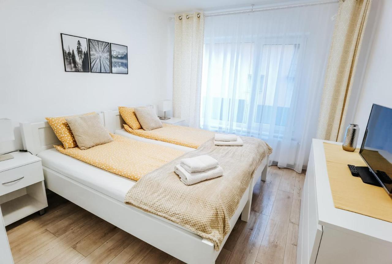 Silver Eden Apartments คลูจ-นาโปกา ภายนอก รูปภาพ