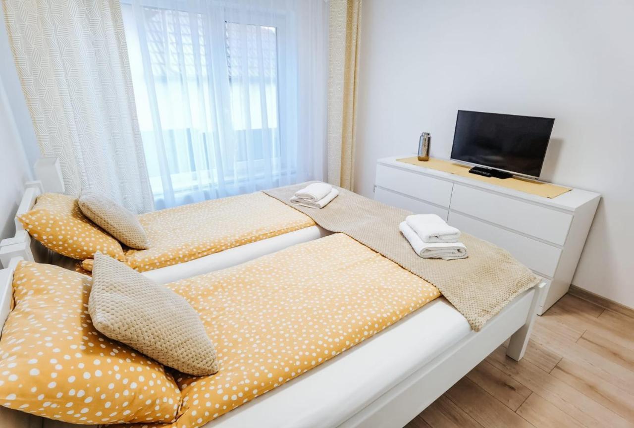 Silver Eden Apartments คลูจ-นาโปกา ภายนอก รูปภาพ