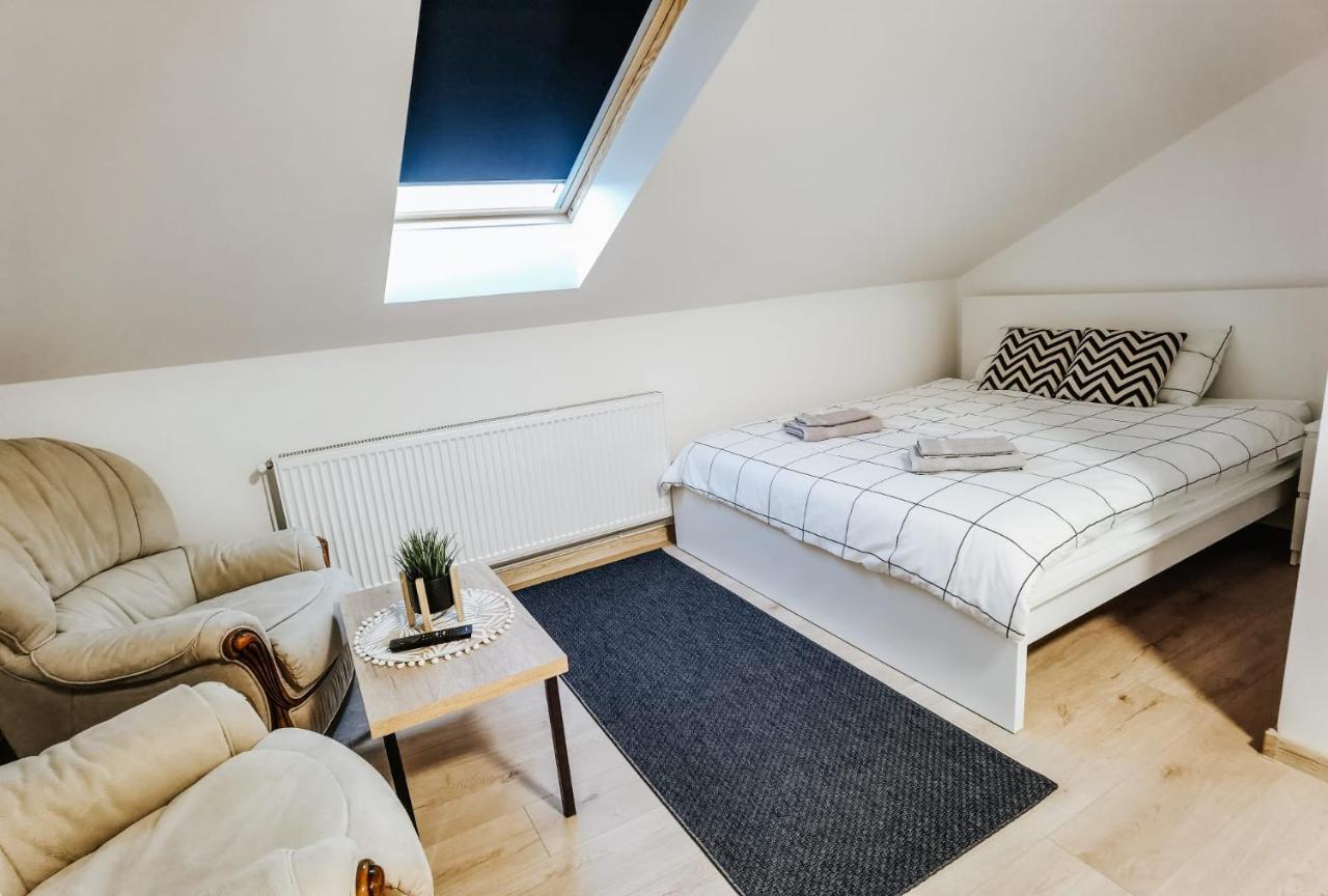 Silver Eden Apartments คลูจ-นาโปกา ภายนอก รูปภาพ